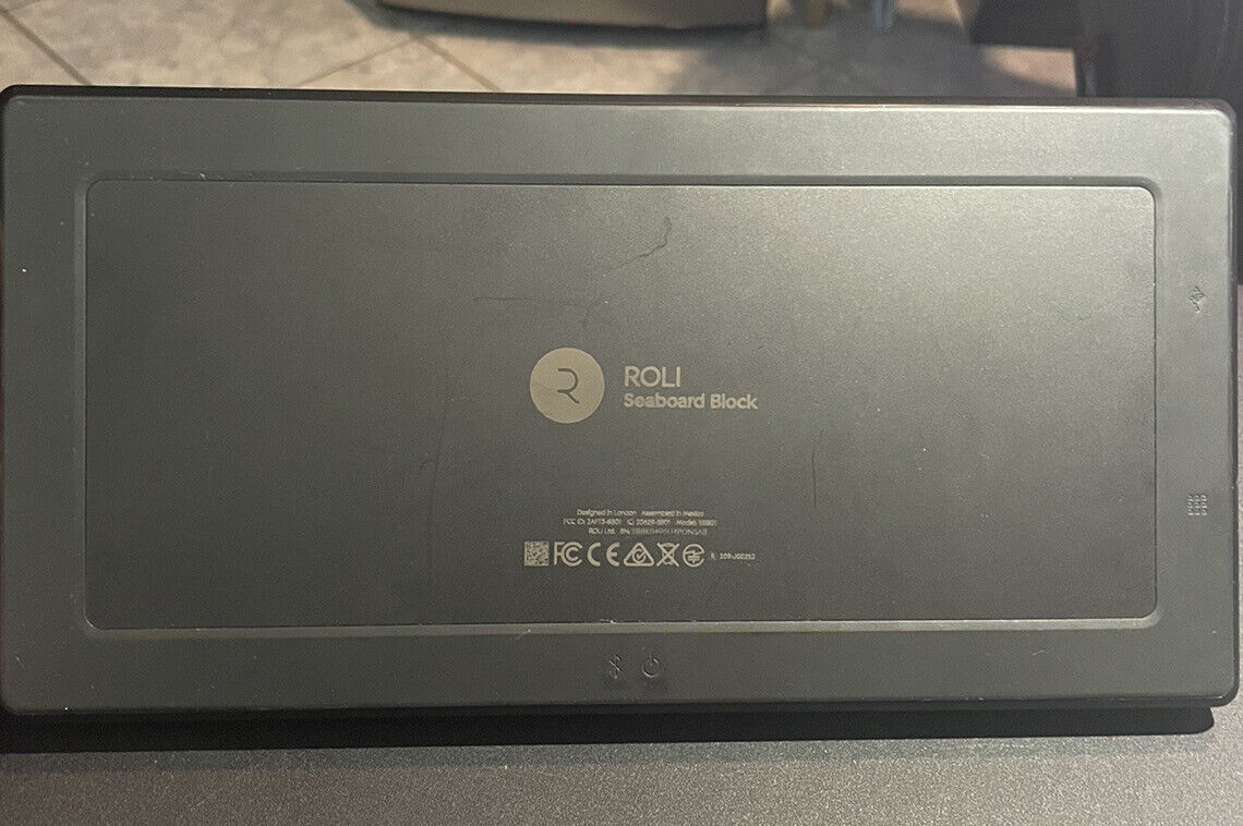 ROLI Seaboard Block Keyboard Controller - Black -Great Condition - Fresh Stock Dated December 2025