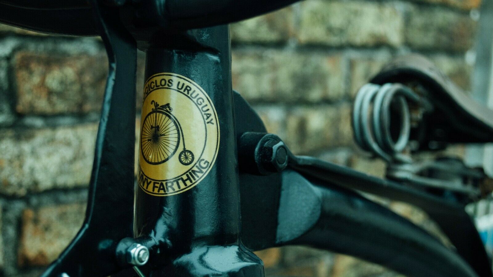 Penny Farthing réplica exacta de 1870 - Fresh Stock Dated December 2025