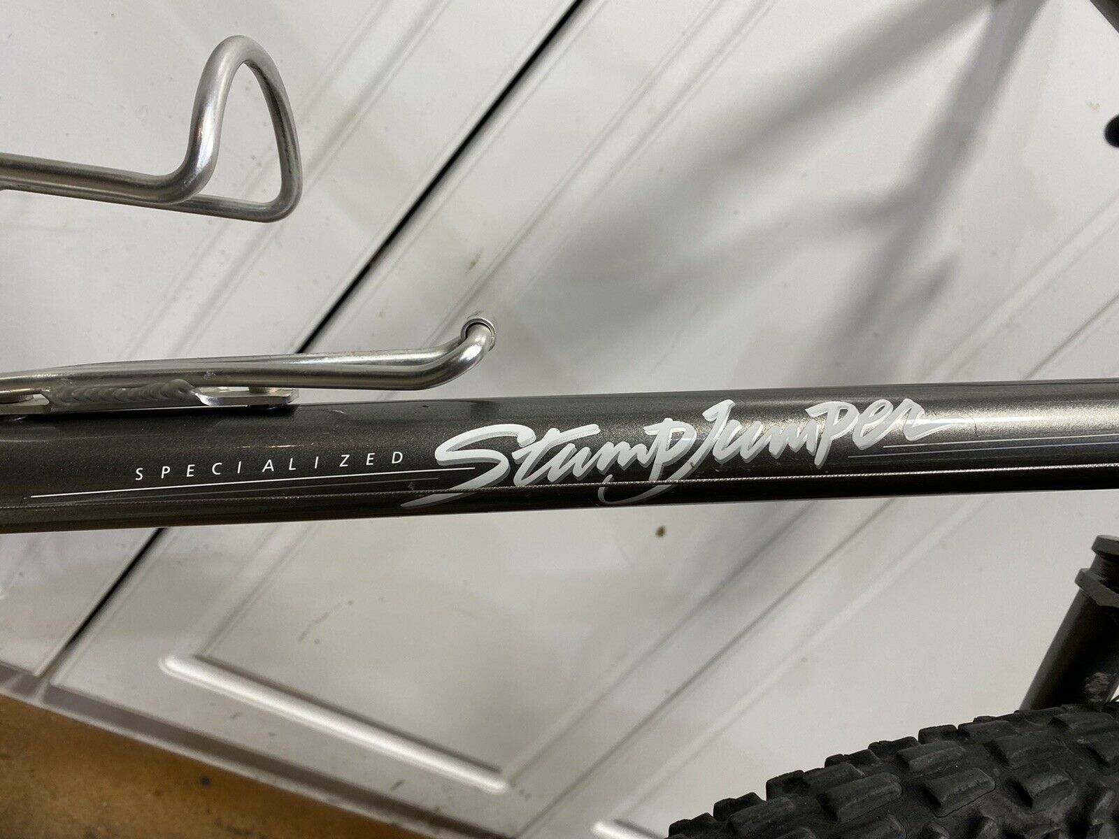 1983 Specialized Stumpjumper with Bull-moose bars (almost 100% original) - Fresh Stock Dated December 2025
