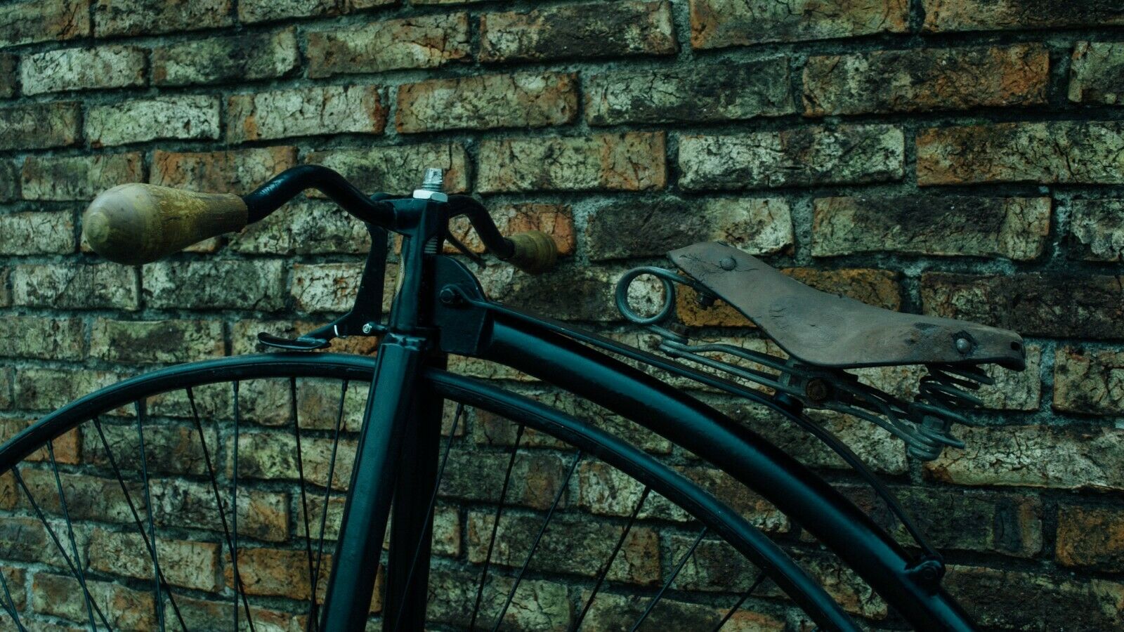 Penny Farthing réplica exacta de 1870 - Fresh Stock Dated December 2025