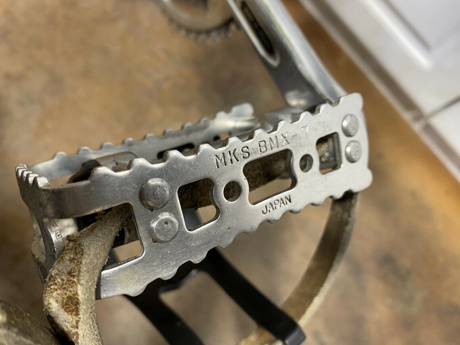 1983 Specialized Stumpjumper with Bull-moose bars (almost 100% original) - Fresh Stock Dated December 2025