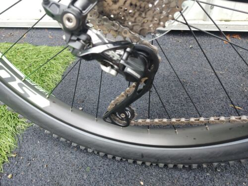 Bike Scott 720 Plus Scale  Size Large Bicycle - Fresh Stock Dated December 2025