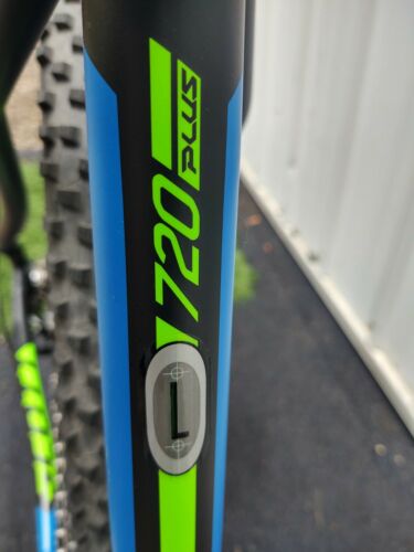 Bike Scott 720 Plus Scale  Size Large Bicycle - Fresh Stock Dated December 2025