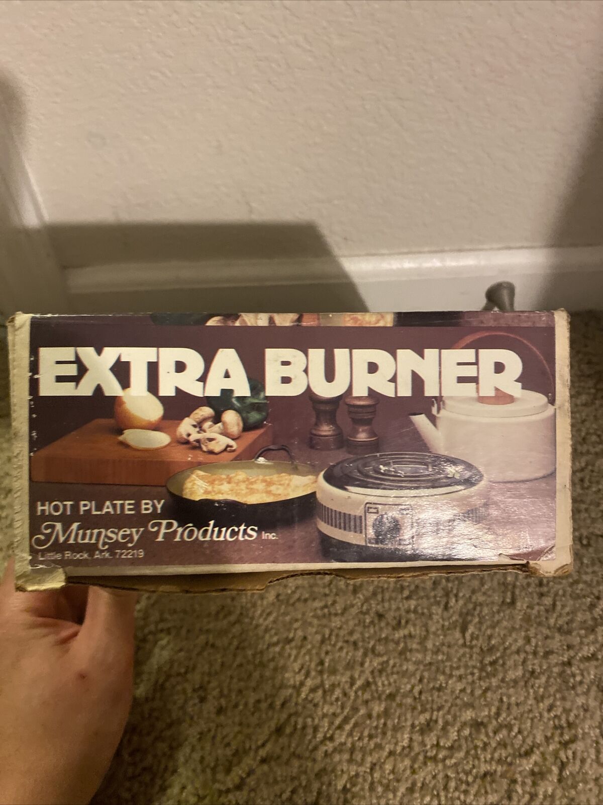 Brand New Vintage Munsey Extra Burner Hot Plate Model FB-1. 1100 Watts 120 V USA - Fresh Stock Dated February 2026