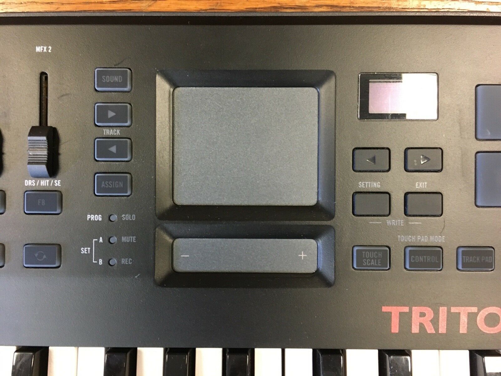 Korg Taktile 25 USB MIDI keyboard Controller - No Reserve - Fresh Stock Dated December 2025
