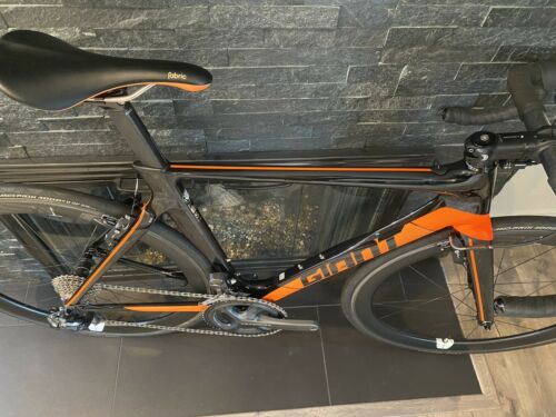 SUPER CLEAN Giant Propel Advanced PRO 0 Shimano Ultegra Di2 W/ Carbon SLR Wheels - Fresh Stock Dated December 2025