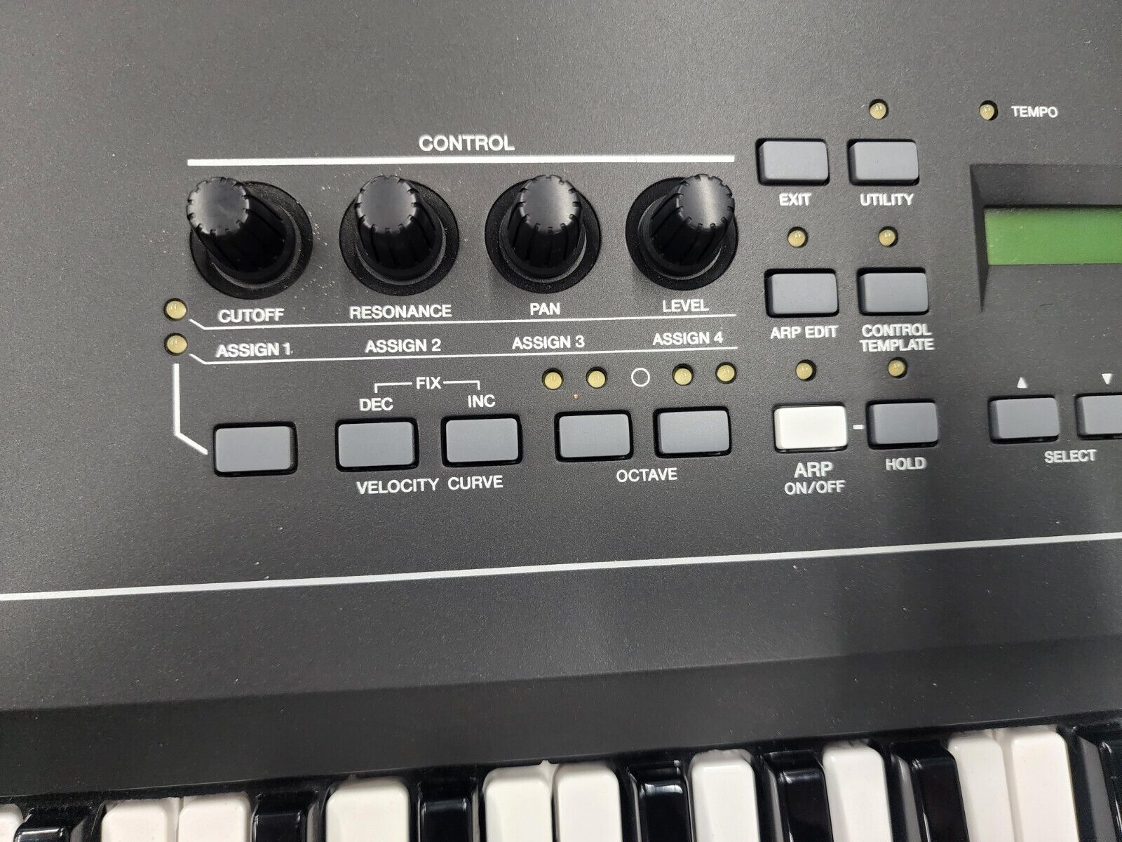 YAMAHA KX-61 61-Key USB MIDI Controller Keyboard - Fresh Stock Dated December 2025