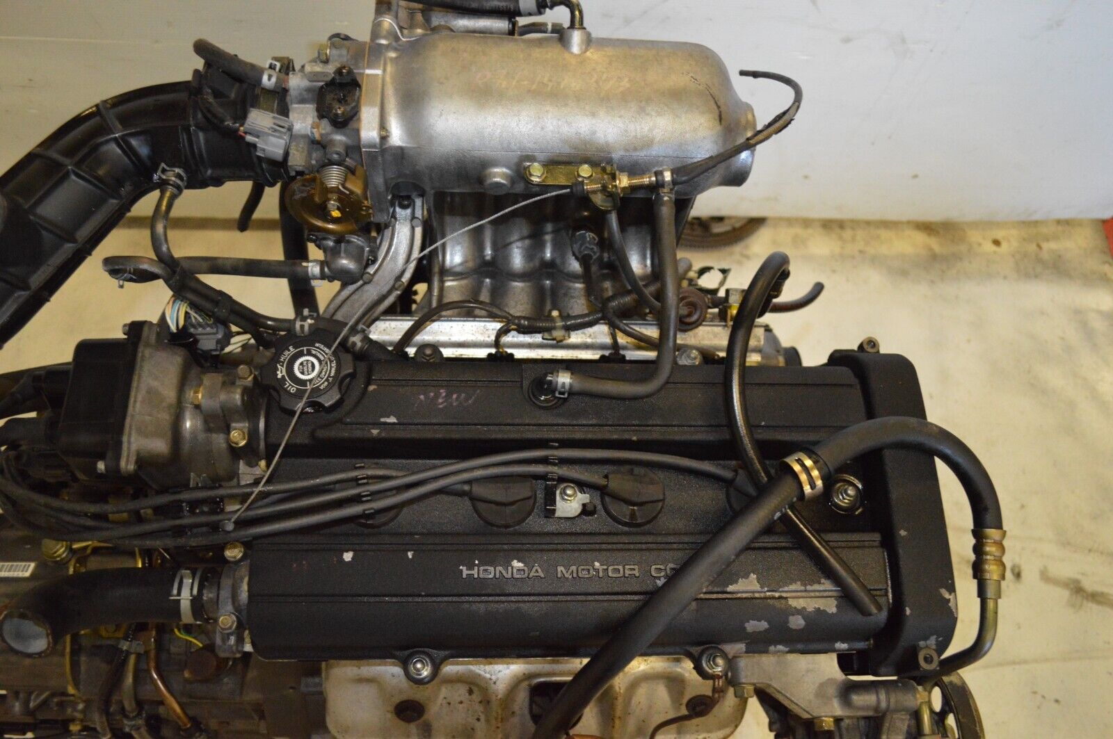 JDM 97-01 HONDA CR-V B20B ENGINE 2.0L DOHC B20 MOTOR WITH 2WD TRANSMISSION - Fresh Stock Dated December 2025