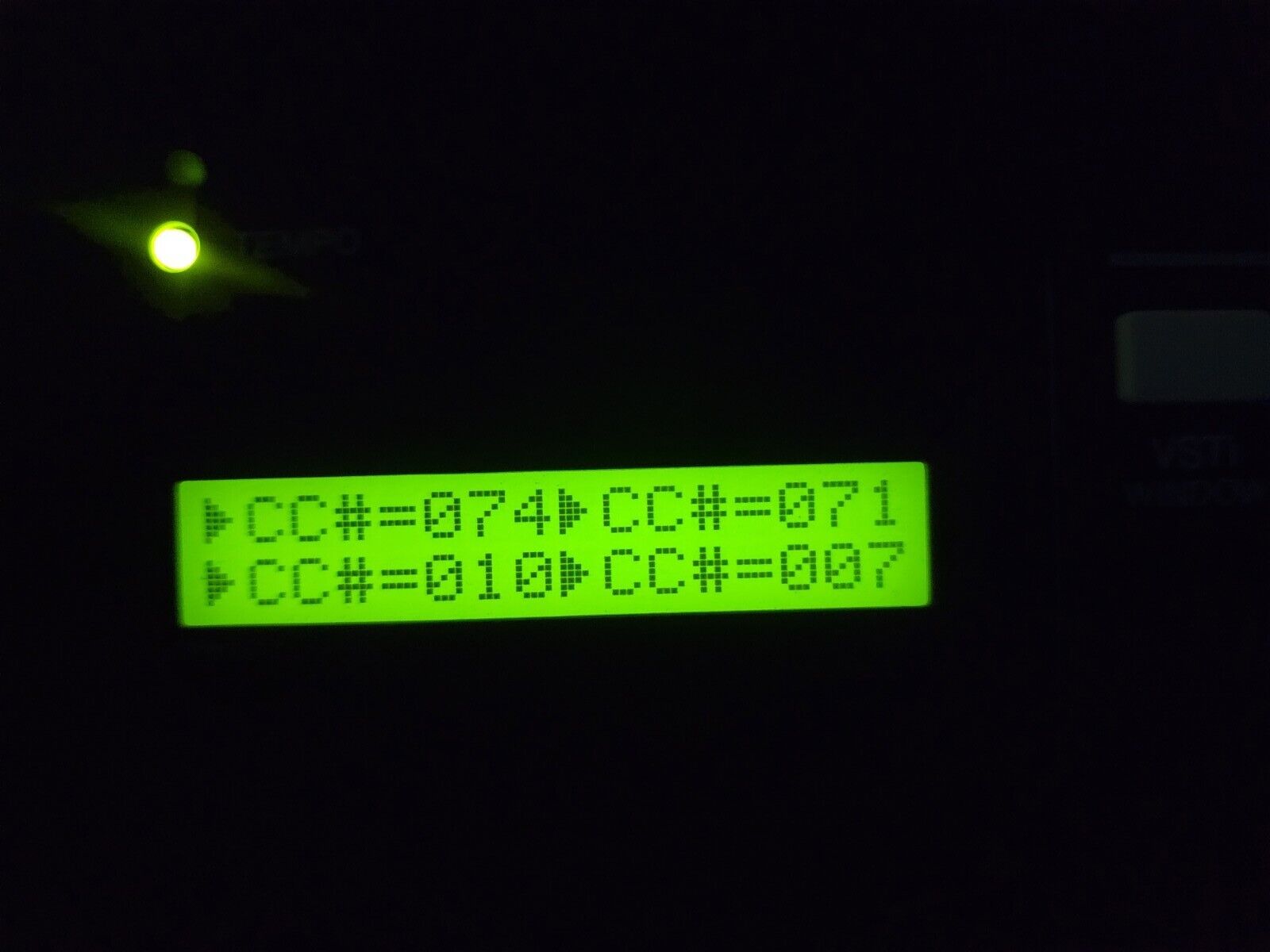 YAMAHA KX-61 61-Key USB MIDI Controller Keyboard - Fresh Stock Dated December 2025