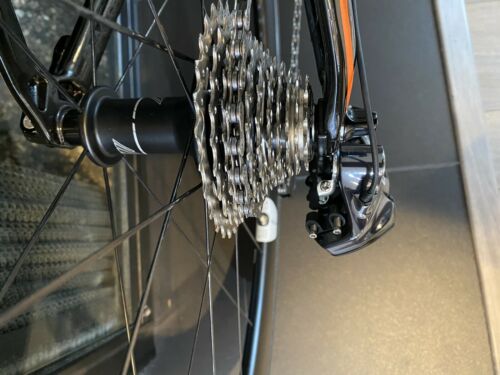 SUPER CLEAN Giant Propel Advanced PRO 0 Shimano Ultegra Di2 W/ Carbon SLR Wheels - Fresh Stock Dated December 2025