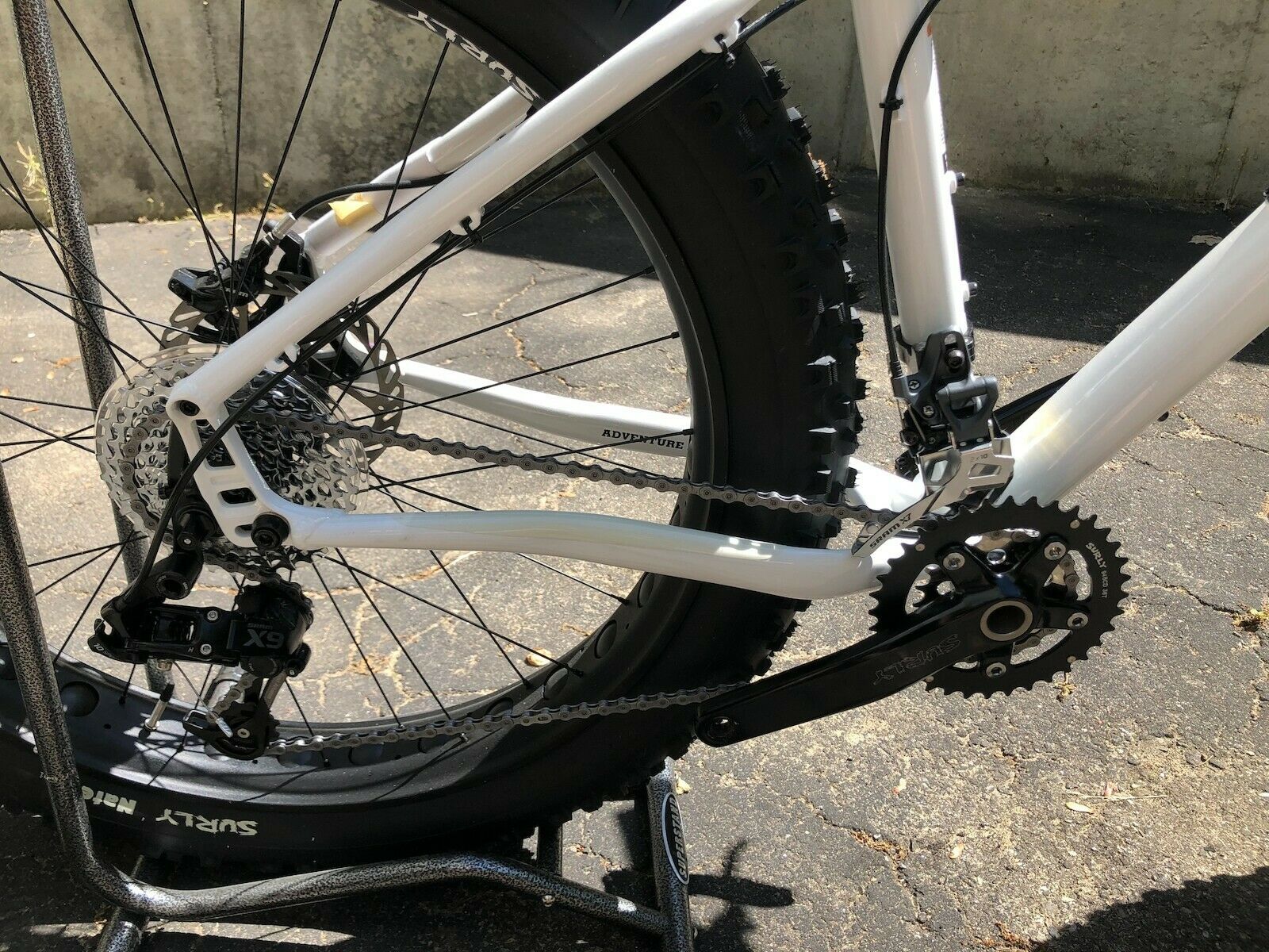 New never ridden 2015 salsa mukluk2 front suspension - Fresh Stock Dated January 2026