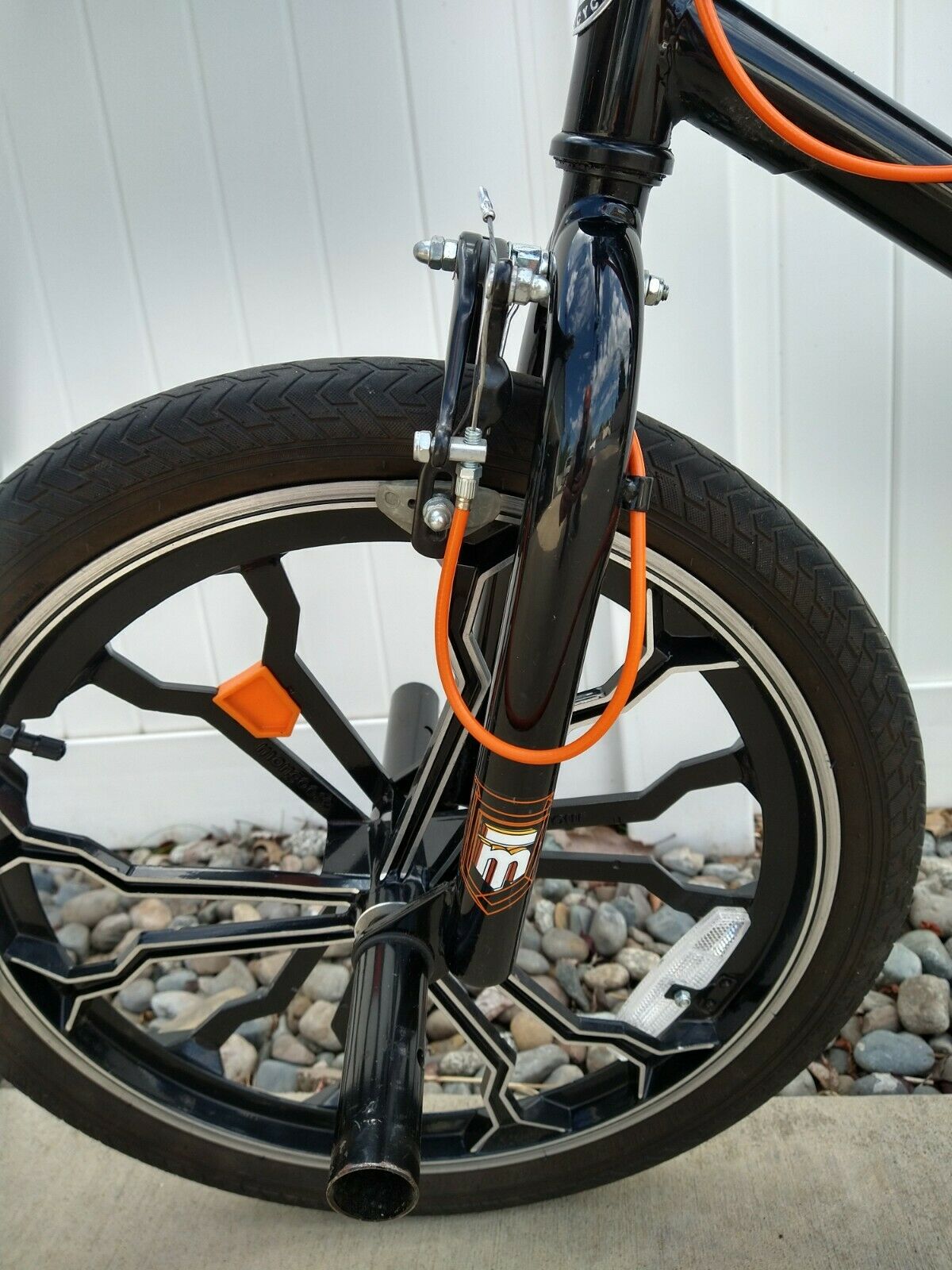 Mongoose Mode 270 BMX Freestyle Bike - Awesome condition! - Fresh Stock Dated December 2025