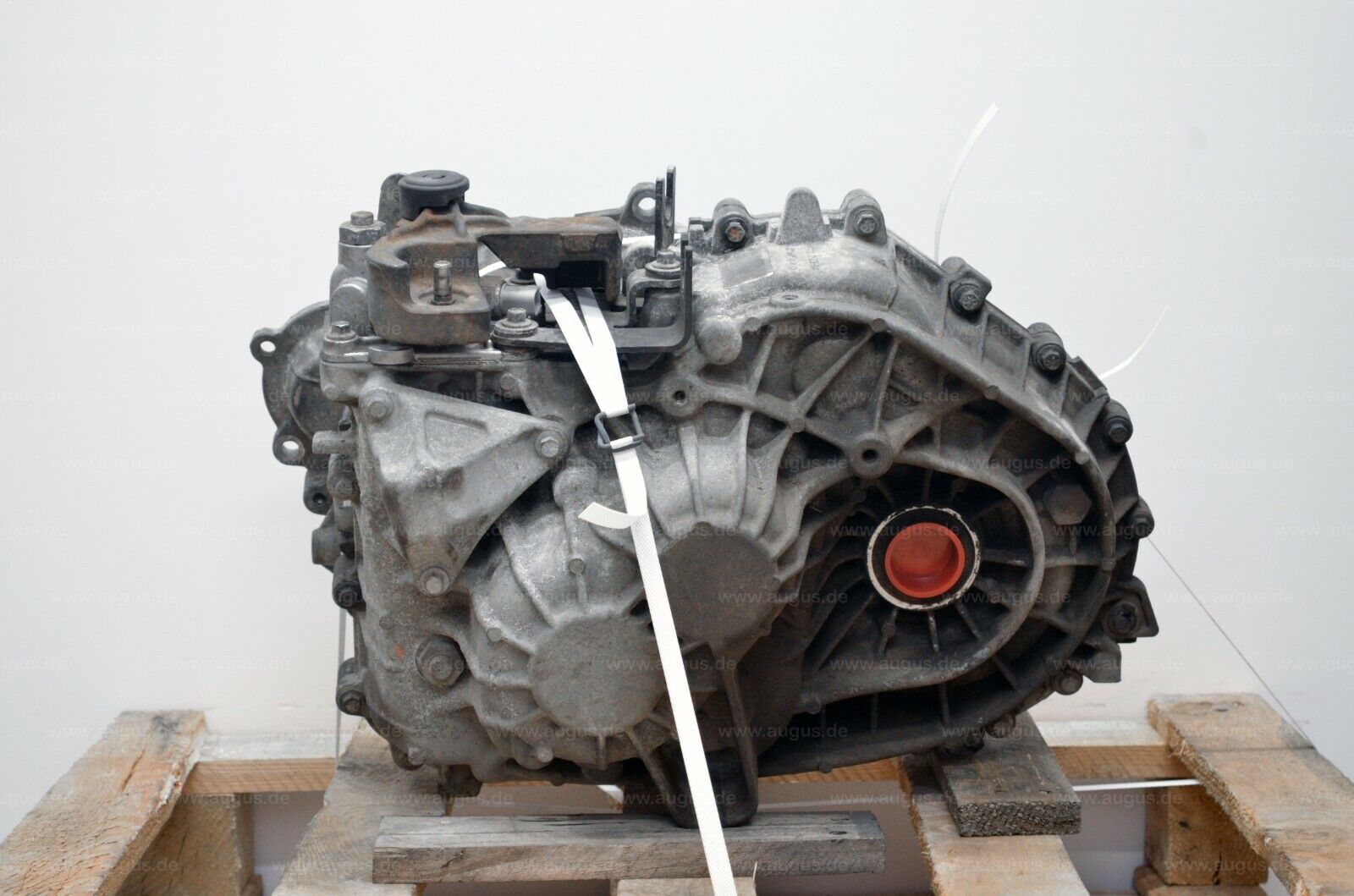 Volvo Manual Transmission M66 36010332 2018 28.968 Km - Fresh Stock Dated January 2026