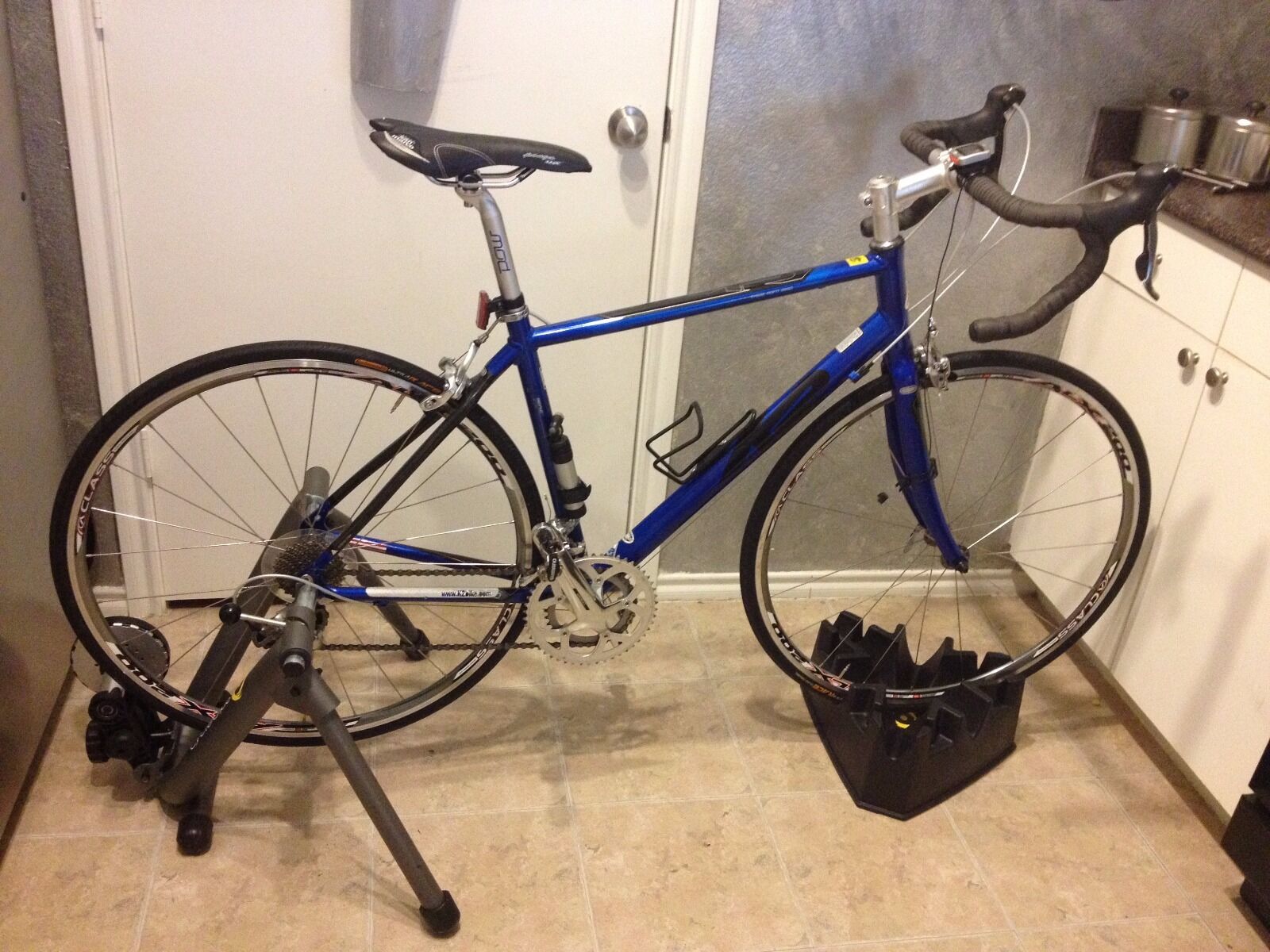 Bike, trainer, stand, inner tubes, computer, warranties - Fresh Stock Dated December 2025