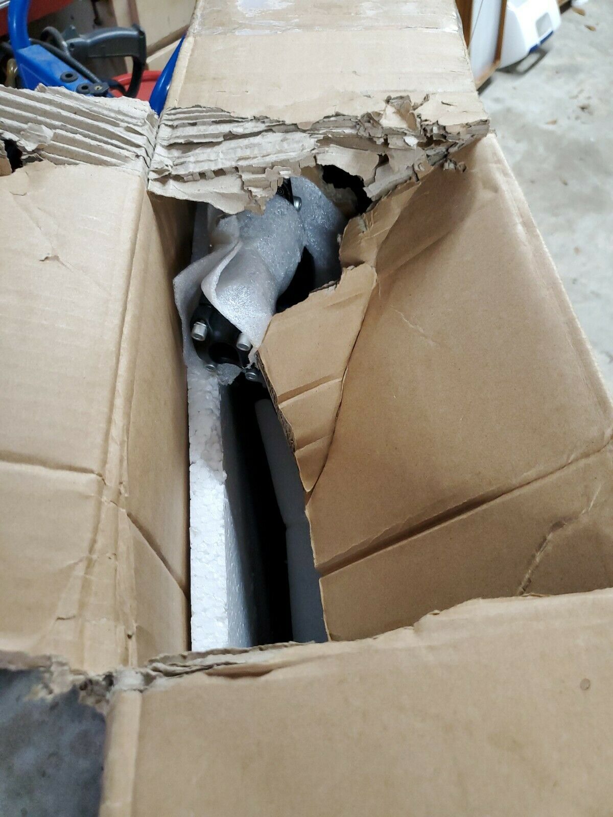 ADAMANT Hydrorush H7 Mountain Bike in box - Fresh Stock Dated January 2026