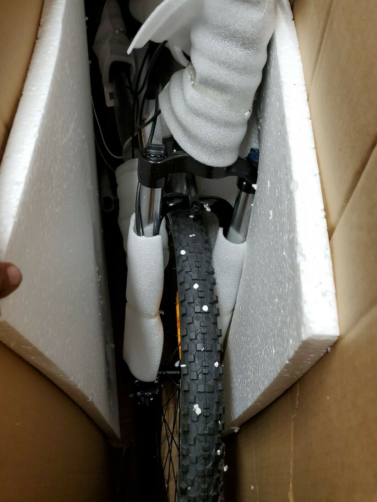 ADAMANT Hydrorush H7 Mountain Bike in box - Fresh Stock Dated January 2026