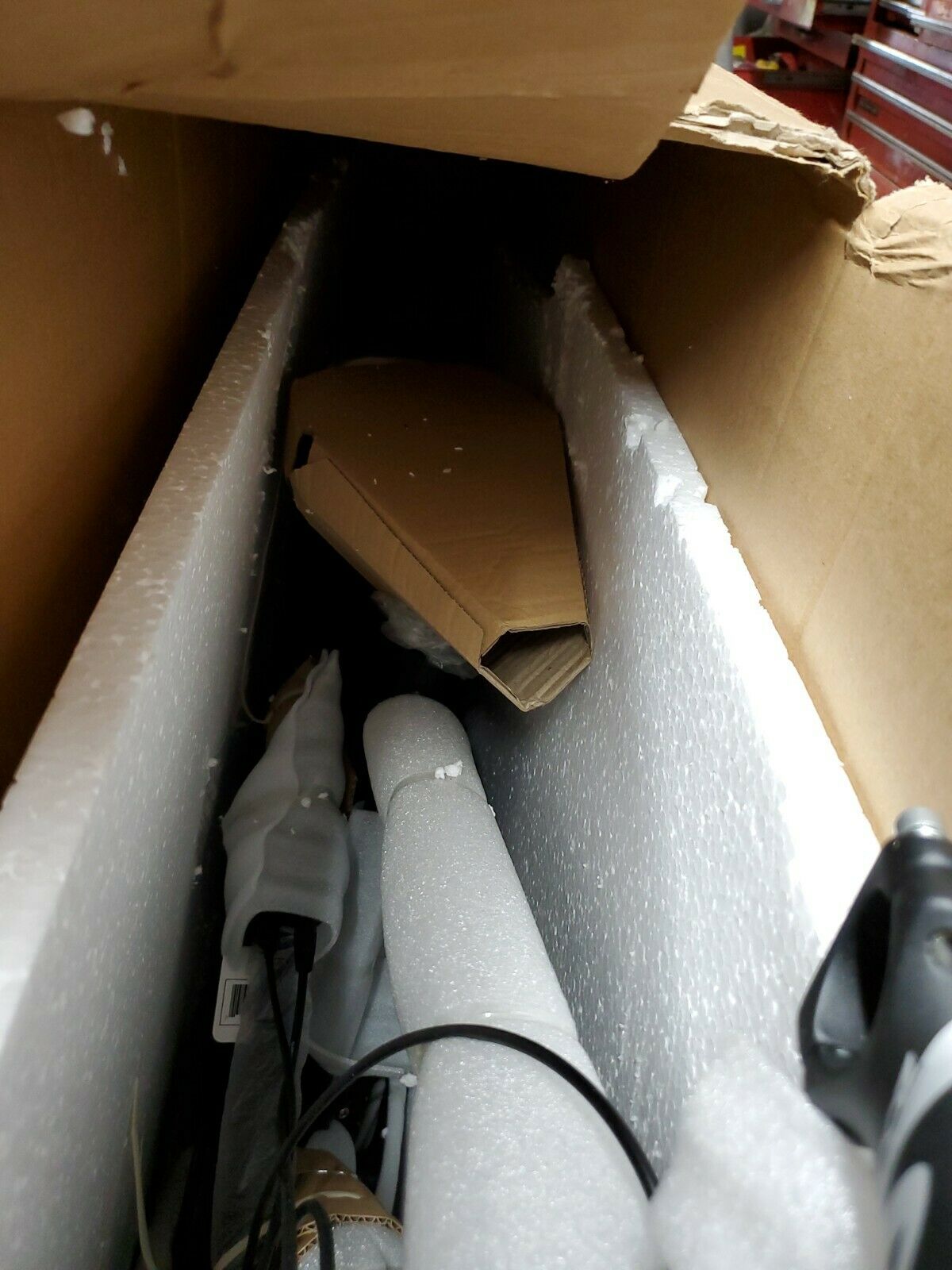 ADAMANT Hydrorush H7 Mountain Bike in box - Fresh Stock Dated January 2026