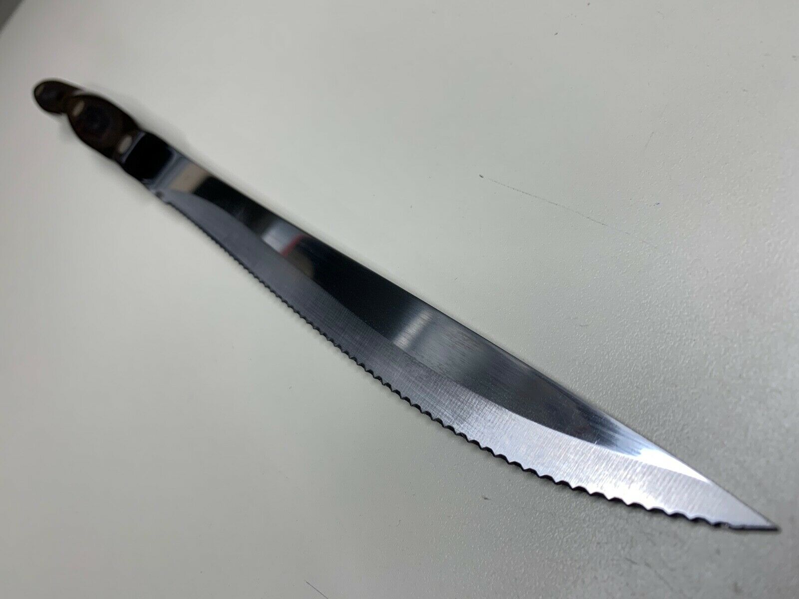 CUTCO CLASSIC HANDLE CARVER KNIFE 1723 USA NICE - Fresh Stock Dated January 2026