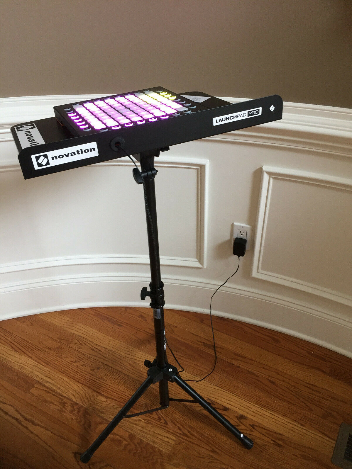 Launchpad Pro MIDI grid controller on stand, software and extra cables - Fresh Stock Dated December 2025
