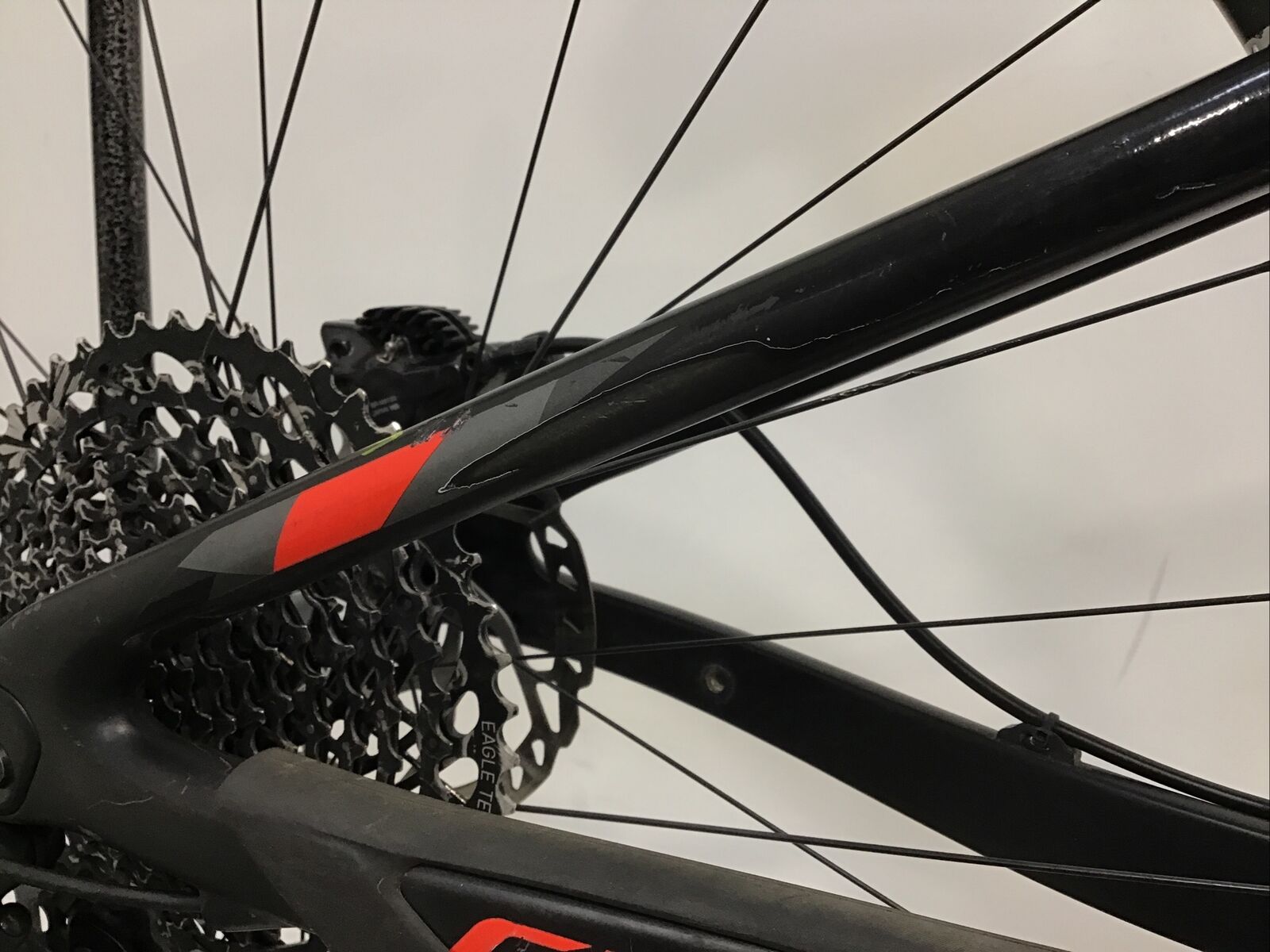 2018 Giant Anthem Advanced Pro 29 1 Mountain Bike Medium Carbon SRAM Eagle - Fresh Stock Dated January 2026