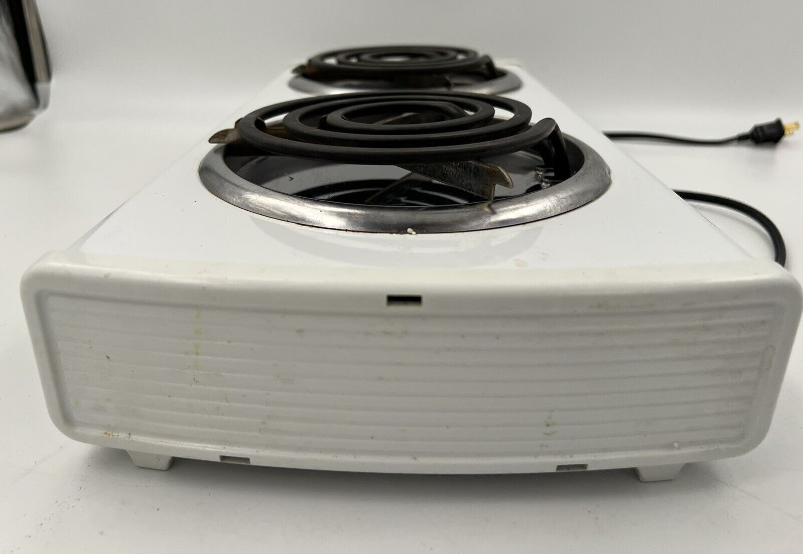 Vintage Munsey Table Top Buffet Range 650 Watts/1,000 Watts/120 Volt Model R-92 - Fresh Stock Dated February 2026