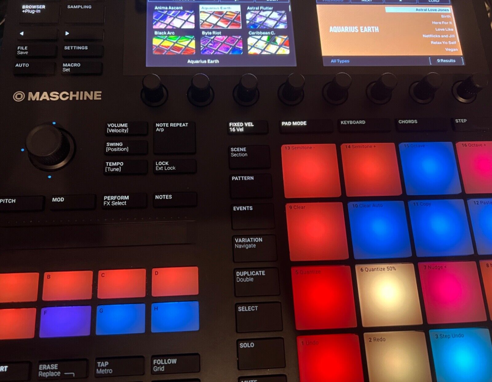 Native Instruments Maschine Mk3 Drum Controller (Only) Software not included. - Fresh Stock Dated December 2025
