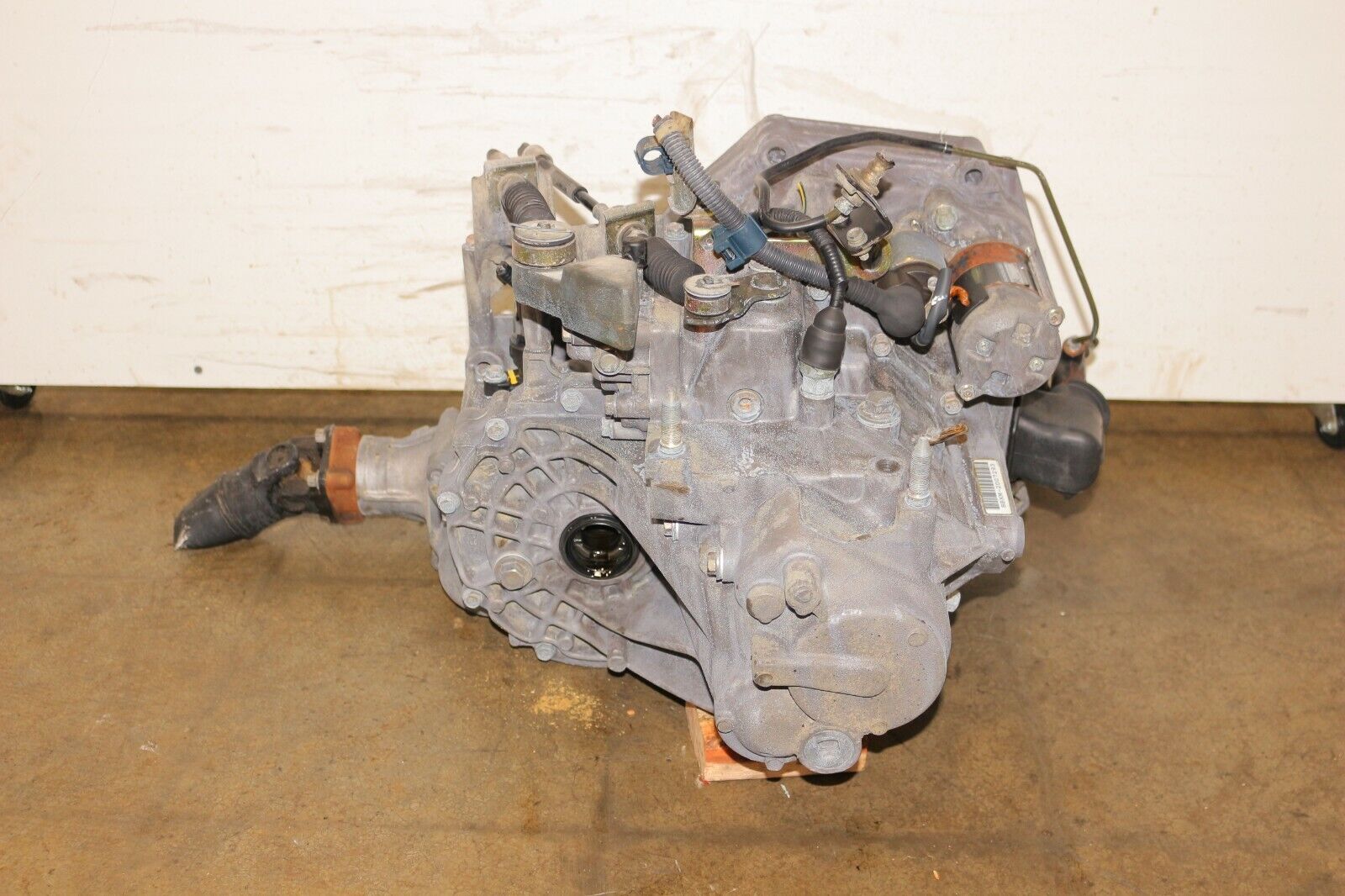 1997-2001 Honda CRV B Series Manual Transmission 5 Speed 4x4 B20B B20Z JDM - Fresh Stock Dated December 2025