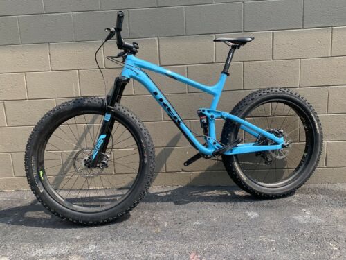 Trek Farley EX 8 21.5”/XL - Fresh Stock Dated December 2025