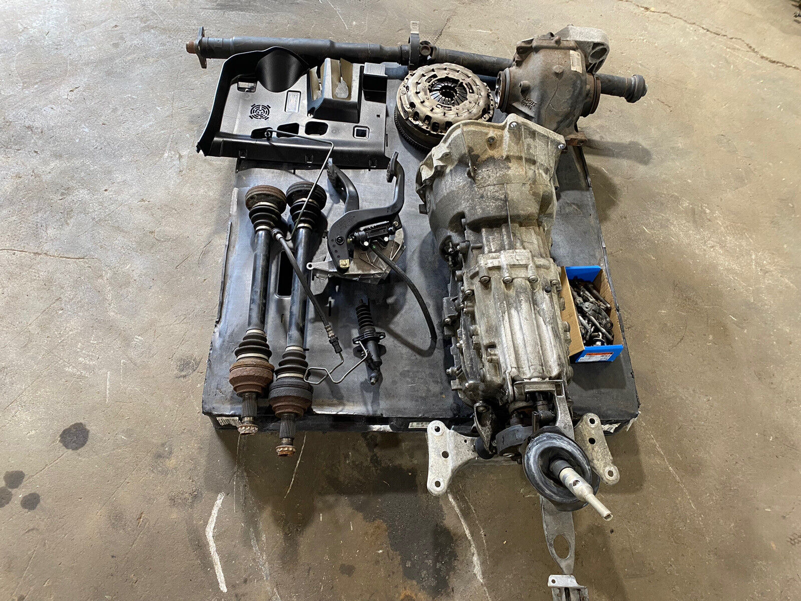 06-10 BMW 335i 135i N54 RWD MANUAL TRANSMISSION 6 SPEED SWAP CONVERSION GS6-53BZ - Fresh Stock Dated December 2025