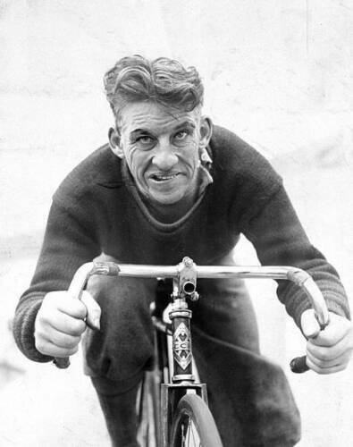 Devega Sports Reggie McNamara skip tooth from 1941 - Fresh Stock Dated January 2026