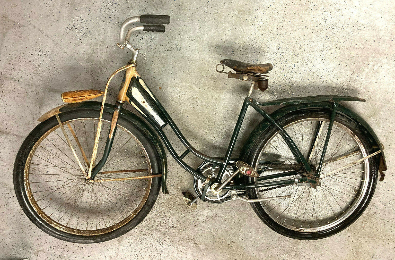 Devega Sports Reggie McNamara skip tooth from 1941 - Fresh Stock Dated January 2026