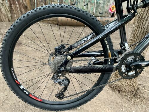 Scott Spark 60 Mountain Bike - Fresh Stock Dated December 2025