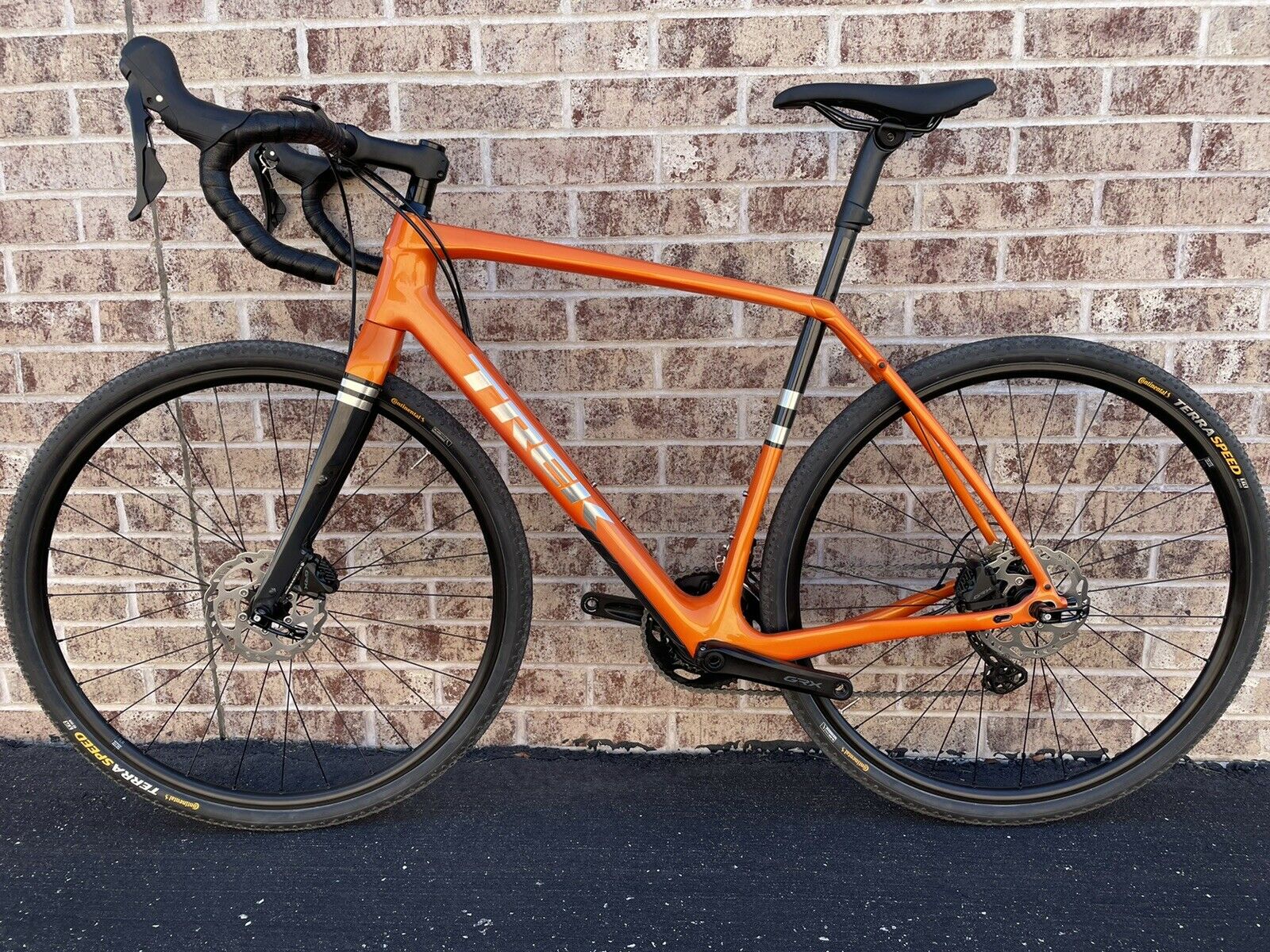 2021 Trek Checkpoint SL5 56cm Orange - Fresh Stock Dated December 2025