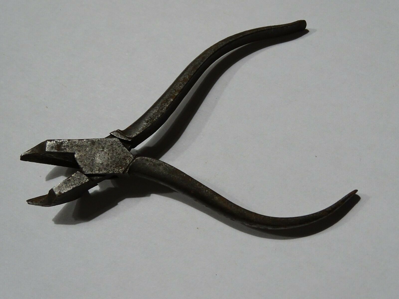 Tools - Loom Watchmaker Watchmaking Pliers Jewelry - Fresh Stock Dated December 2025