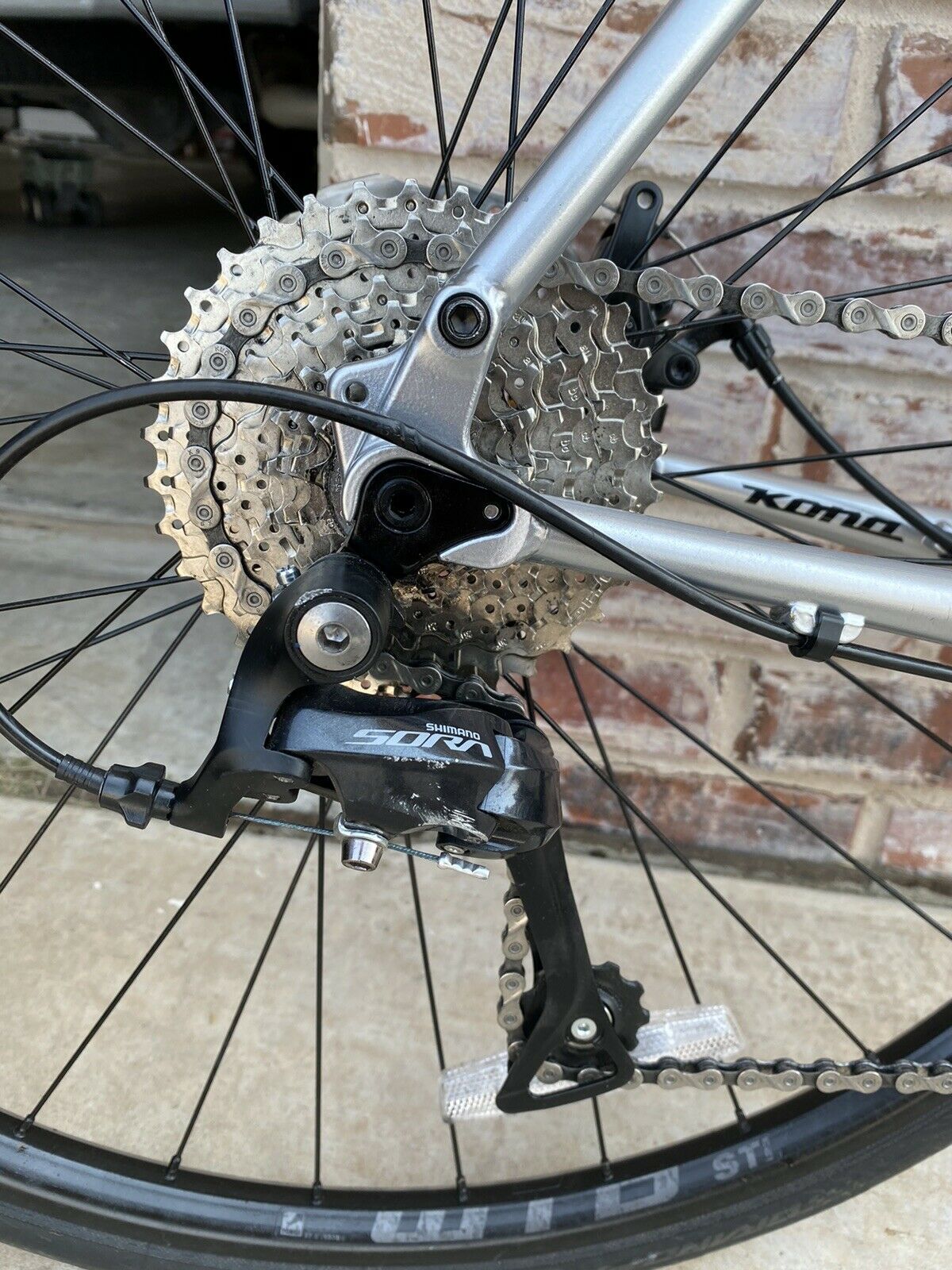 2021 Kona Rove 54 Gravel Road Bike MSRP 1,500$ Total. - Fresh Stock Dated December 2025