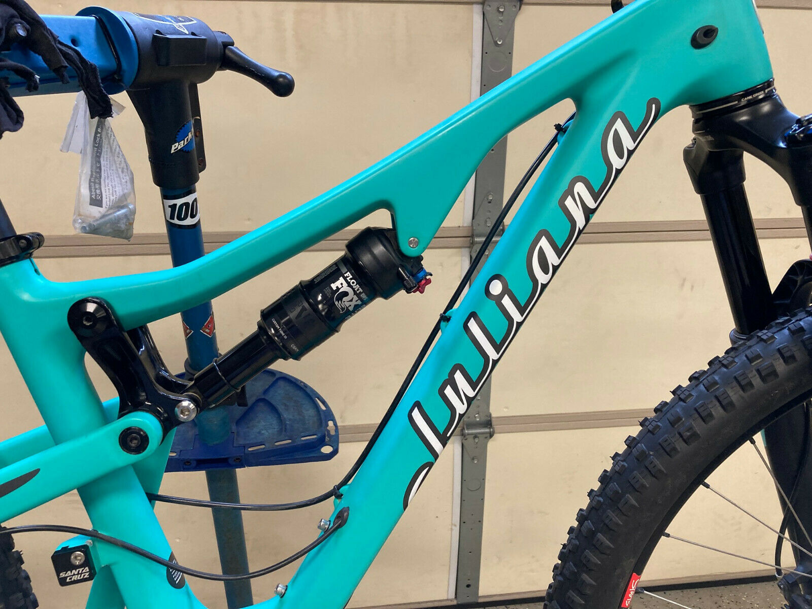 2017 Juliana Furtado CC V2 / Santa Cruz 5010 V2  XS, 27.5 / 650B, 130/130 travel - Fresh Stock Dated December 2025