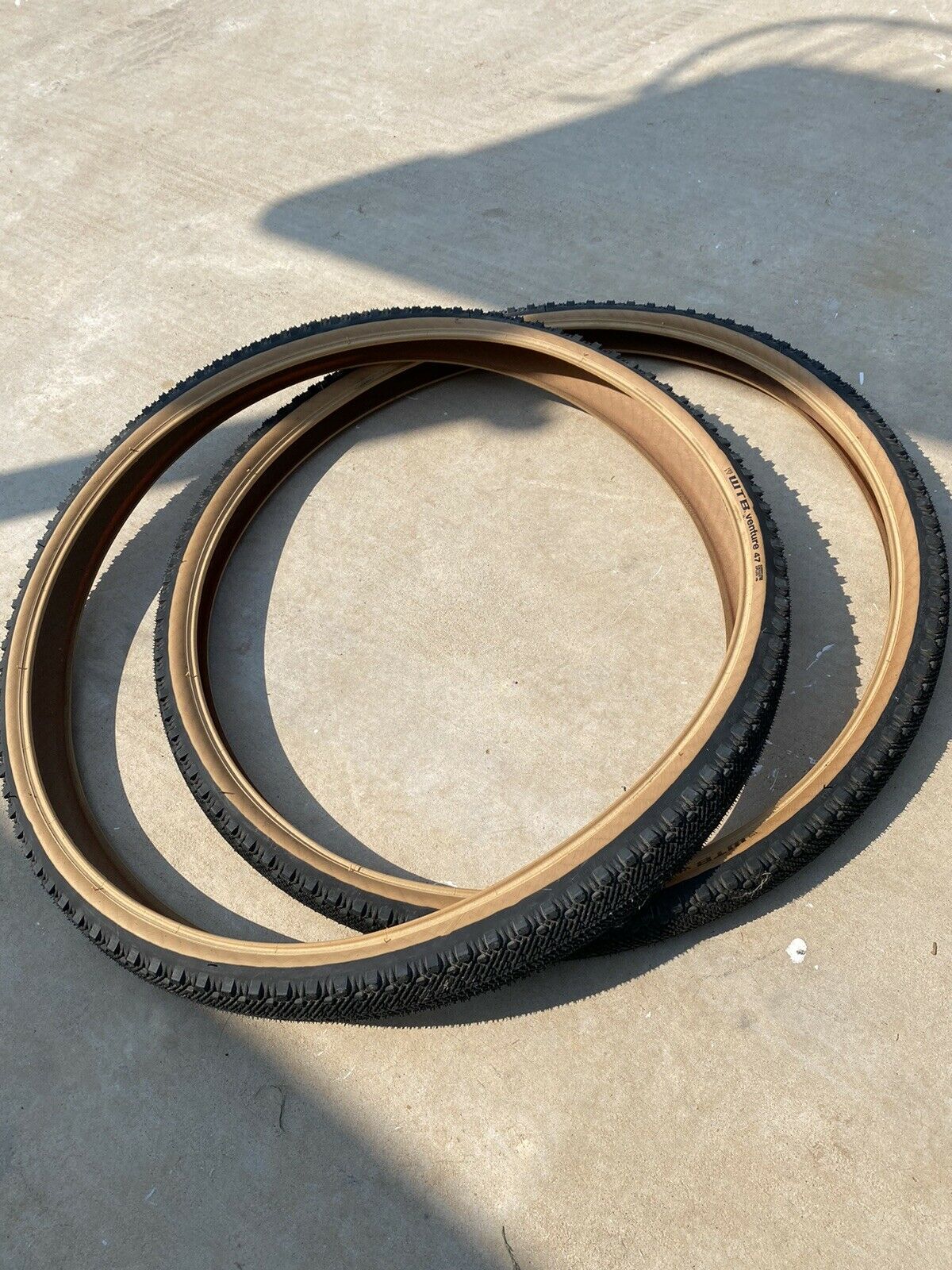 2021 Kona Rove 54 Gravel Road Bike MSRP 1,500$ Total. - Fresh Stock Dated December 2025