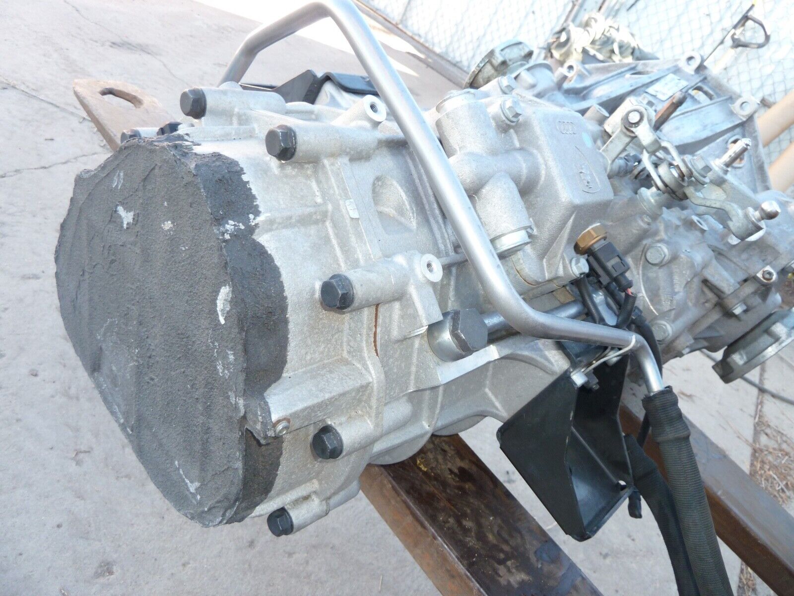 Lamborghini Gallardo 5.2 Audi R8 V10 Gallardo 6 Speed Manual Transmission 12k mi - Fresh Stock Dated December 2025