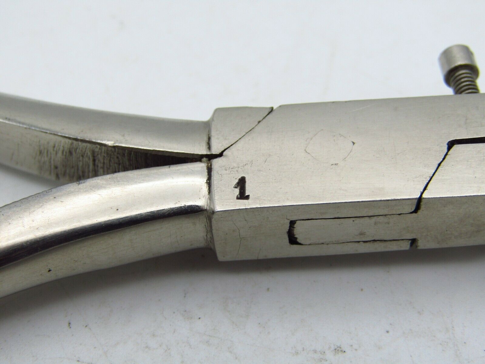 VINTAGE ACIER FONDU COMPLETE PUNCH TOOL FOR WATCHMAKERS / JEWELERS FRANCE w1 - Fresh Stock Dated December 2025