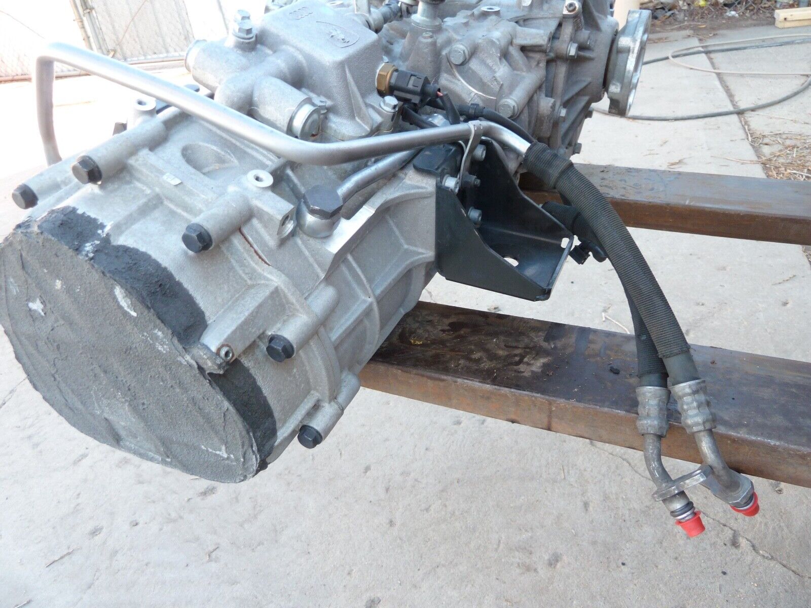 Lamborghini Gallardo 5.2 Audi R8 V10 Gallardo 6 Speed Manual Transmission 12k mi - Fresh Stock Dated December 2025