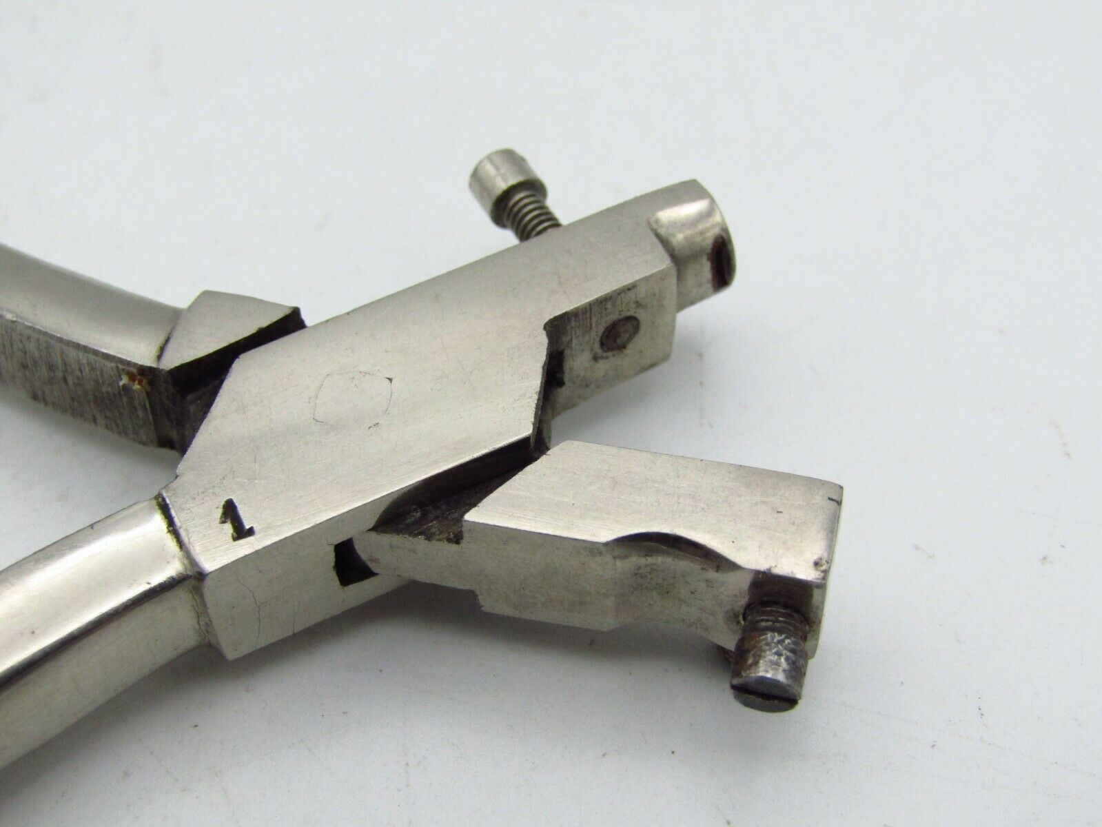 VINTAGE ACIER FONDU COMPLETE PUNCH TOOL FOR WATCHMAKERS / JEWELERS FRANCE w1 - Fresh Stock Dated December 2025