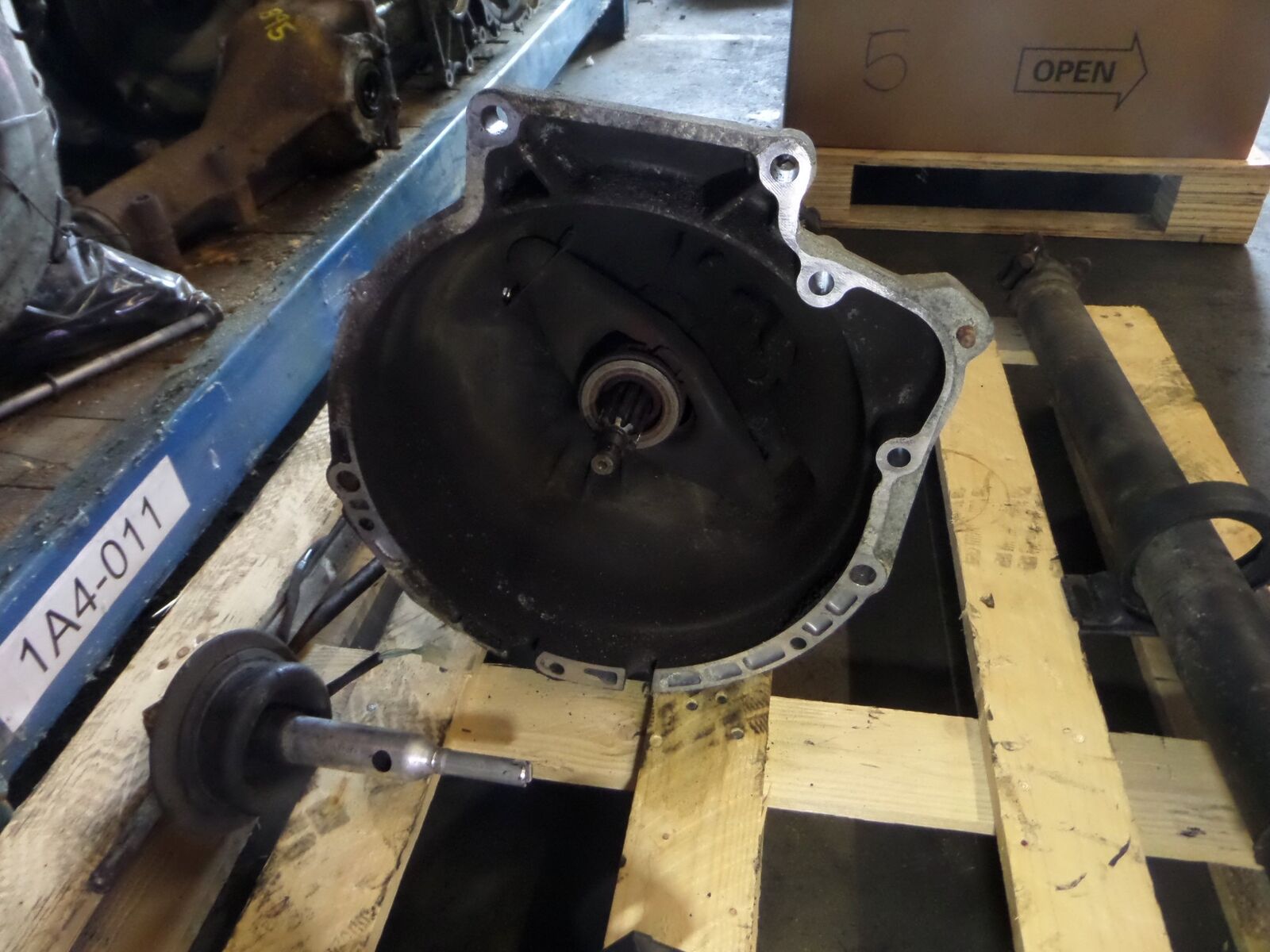 89-92 BMW E30 318i 5 Speed 5 Speed Manual Transmission Swap M/T Broken Mount - Fresh Stock Dated January 2026