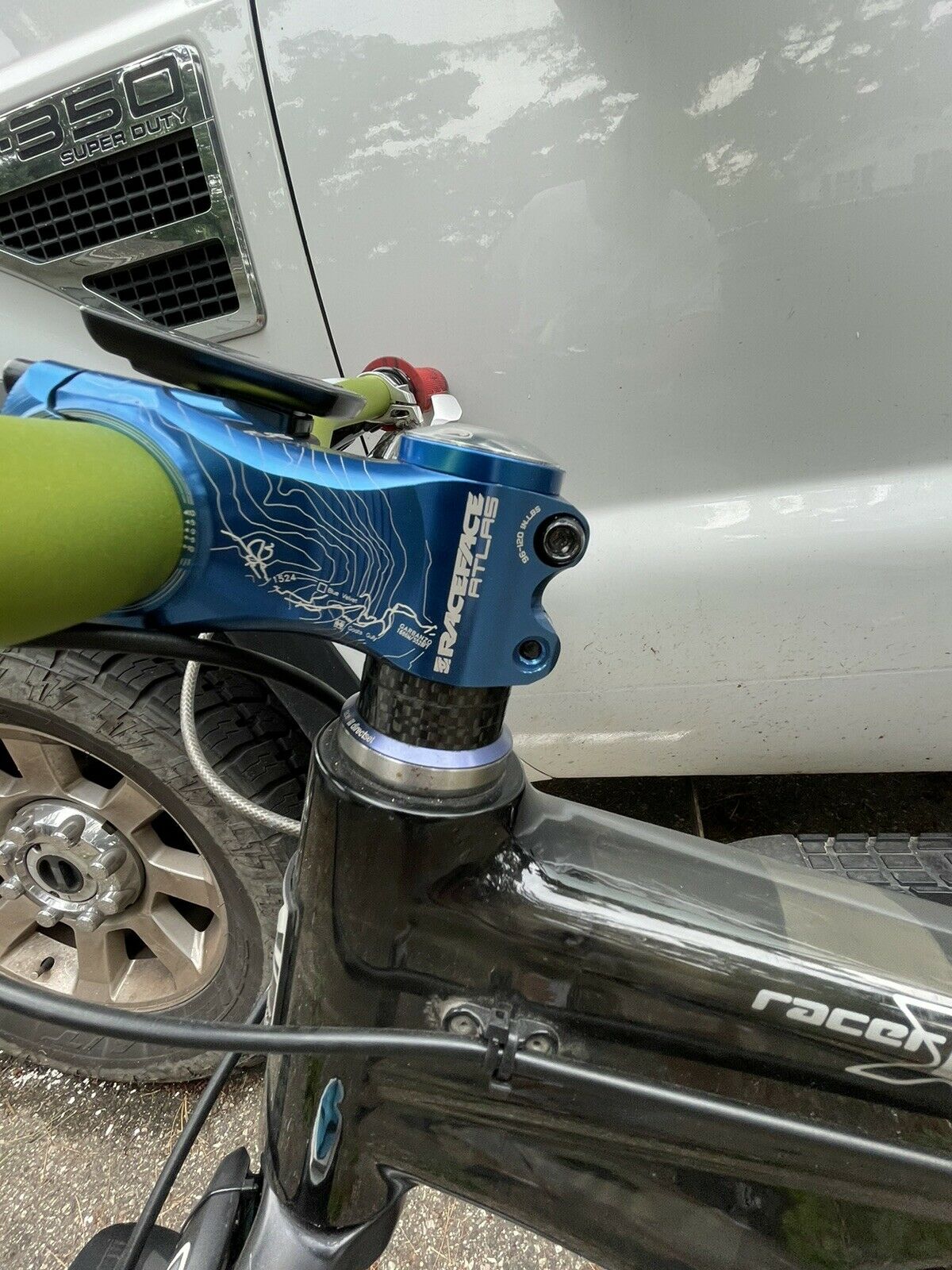 Titus X Racer Carbon Full Suspension MTB -  Excellent Condition - Fresh Stock Dated December 2025