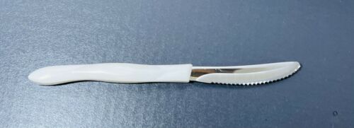 🔥 Cutco #1759 KHPearl White Handle Steak Knife Serrated Edge Made In USA - Fresh Stock Dated January 2026