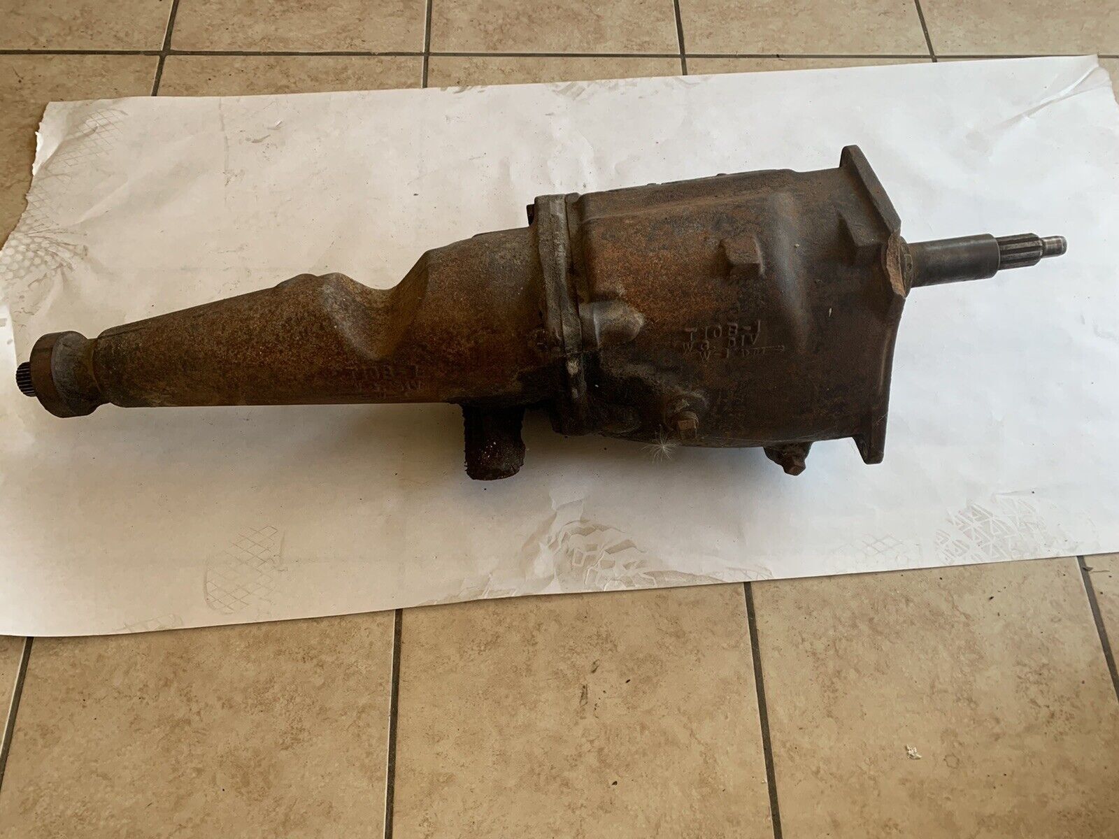 Ford Borg Warner T10 4 Speed Transmission Ford Galaxy Broken Ear Parts J17882 - Fresh Stock Dated December 2025