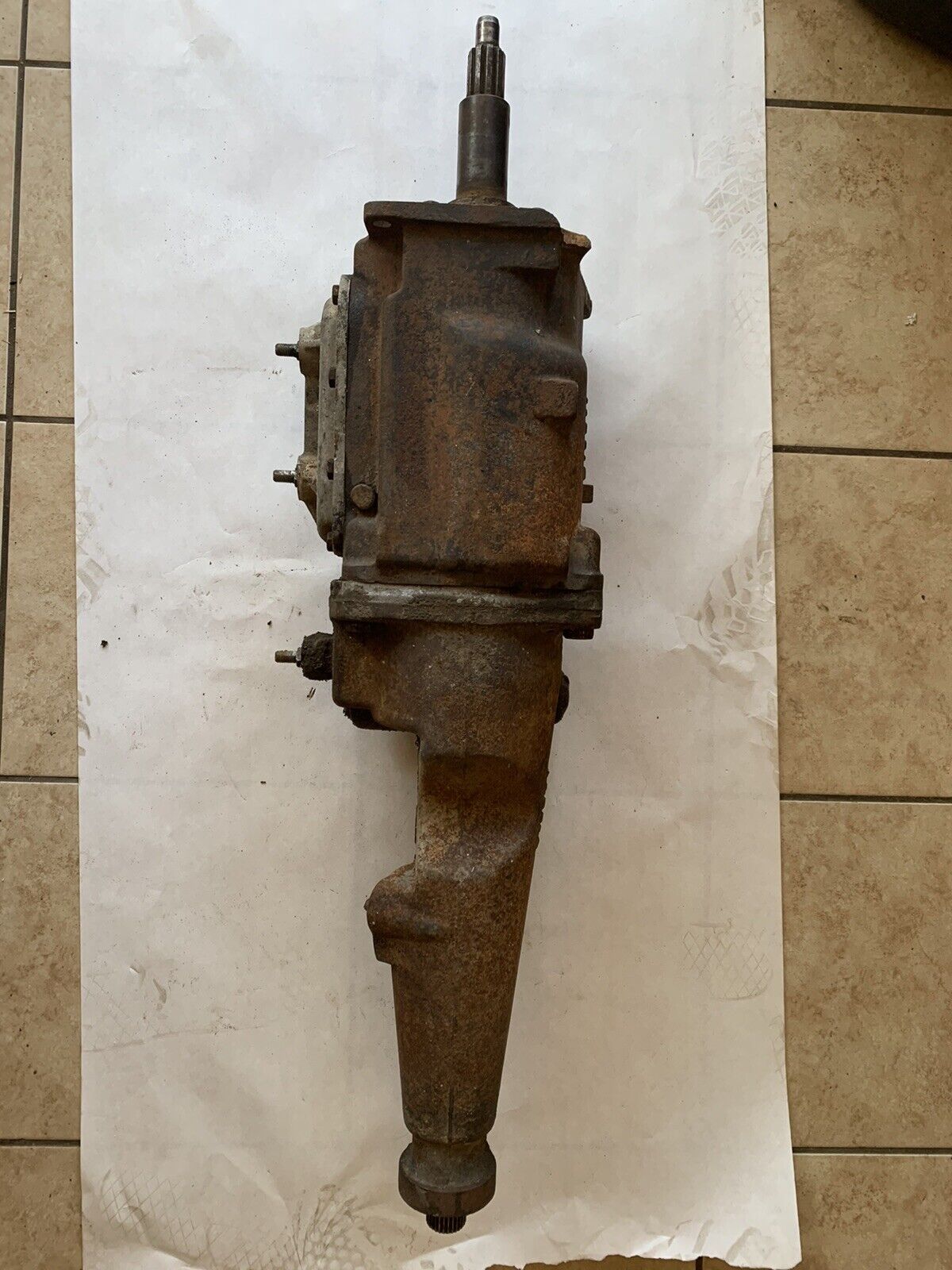 Ford Borg Warner T10 4 Speed Transmission Ford Galaxy Broken Ear Parts J17882 - Fresh Stock Dated December 2025