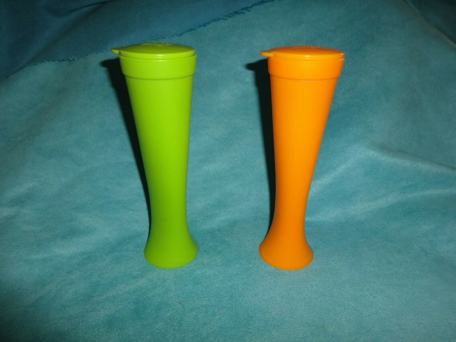 2-Zing 93219 Silicone Ice Freezer Pop Mold Dishwasher Safe stand/push up - Fresh Stock Dated February 2026