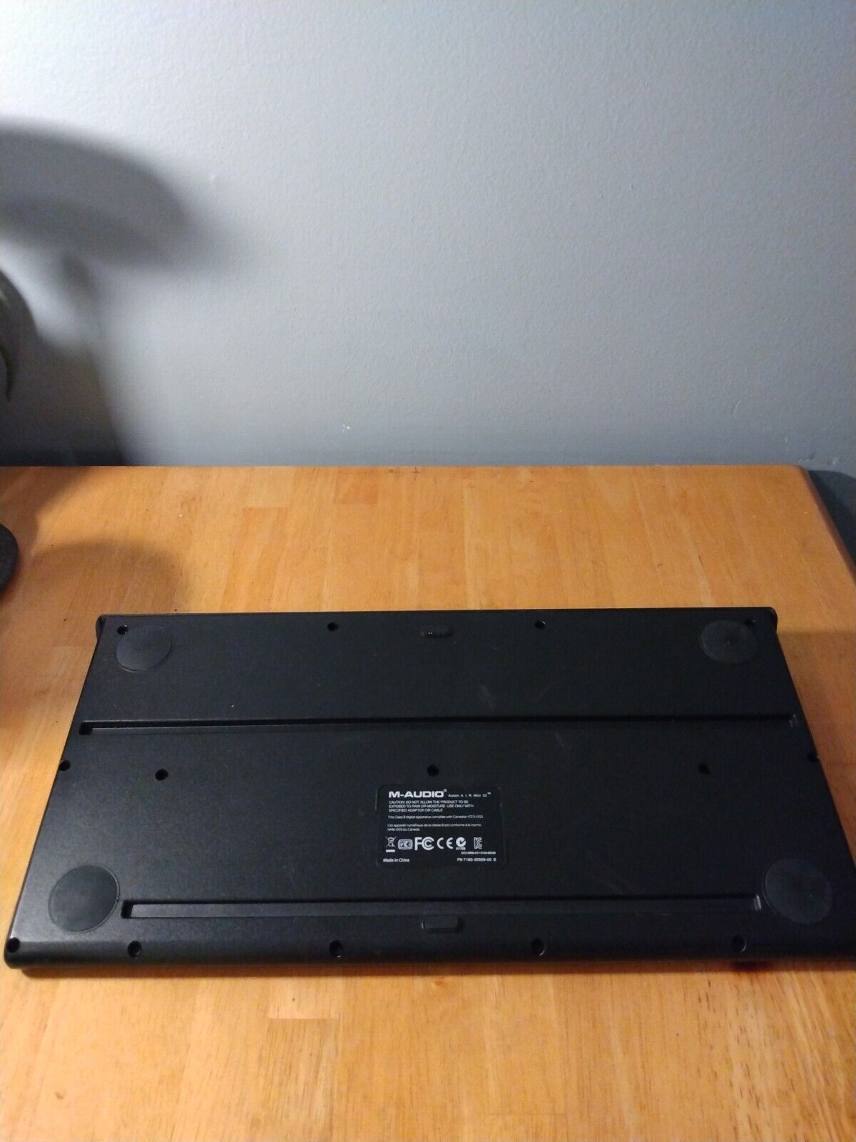 M-Audio Axiom Air Mini 32-key Keyboard & Pad Controller - Fresh Stock Dated December 2025