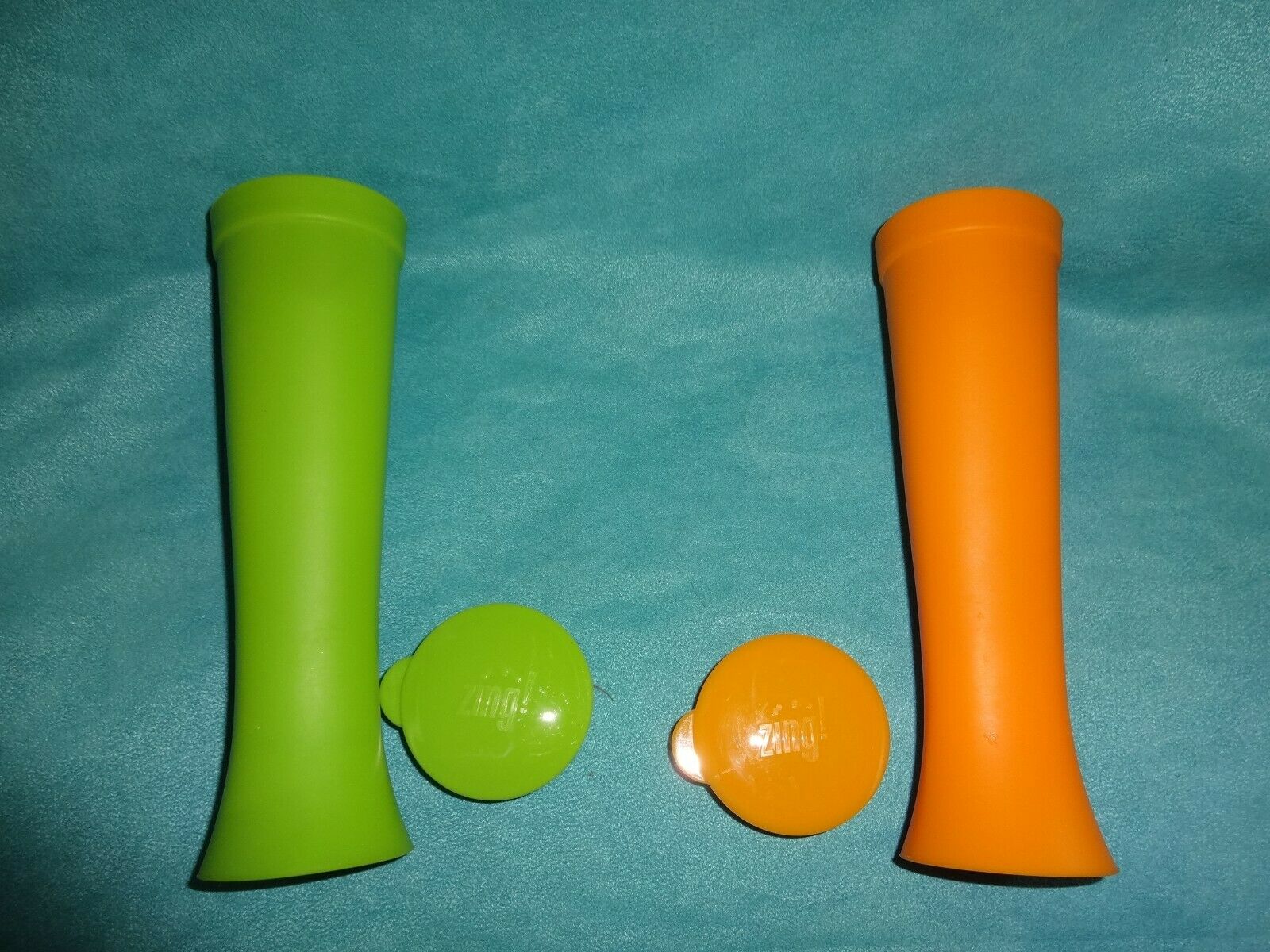 2-Zing 93219 Silicone Ice Freezer Pop Mold Dishwasher Safe stand/push up - Fresh Stock Dated February 2026