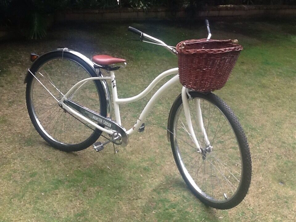RARE MONSTER CRUISER BICYCLE WITH ALL THE DELUXE EXTRAS, PERF COND. ORIG. OWNER - Fresh Stock Dated January 2026